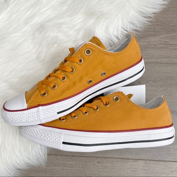 NWT Converse Ctas OX Women’s Shoes - Picture 8 of 9